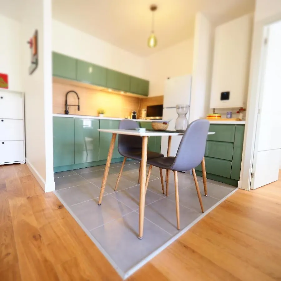 Apartment Le Royal 2 - Centre Ville - Proche Thermes - Haussmannien Vichy